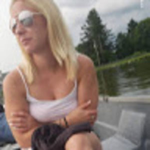 Meet your Posher, Hillary